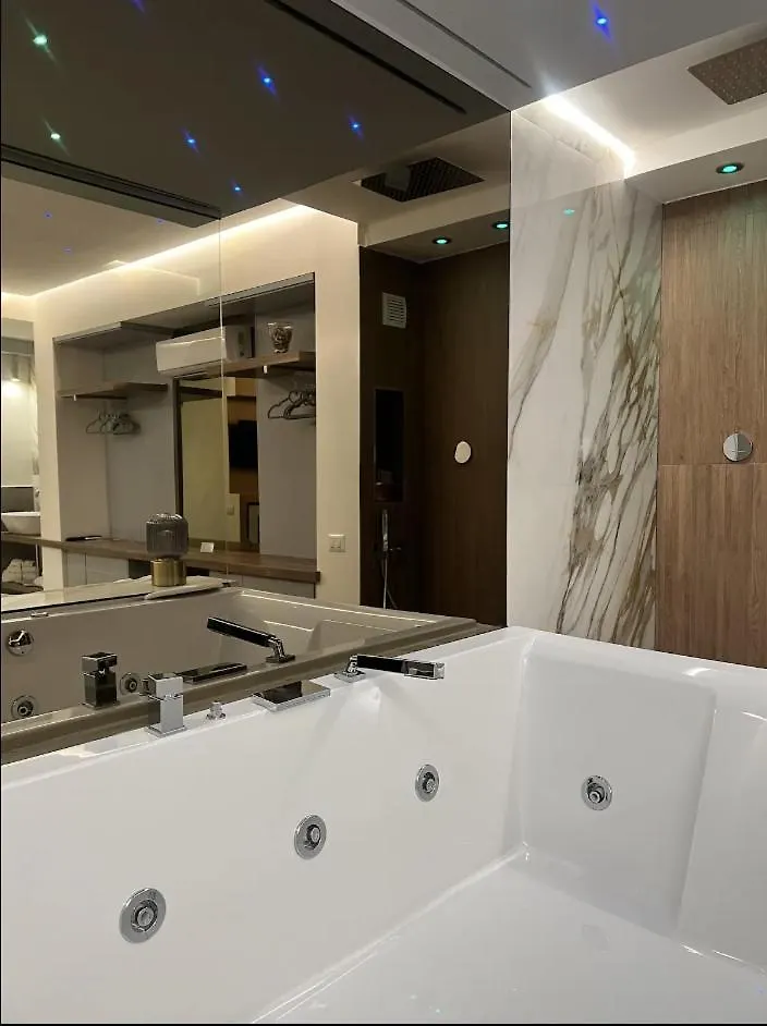 Bed & Breakfast Suite Elegant Nel Centro Di Napoli Italia