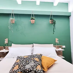 https://eco-rooms-ferrara.emilia-romagnahotels.net