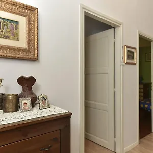 https://nicole-rooms.it-romehotels.com