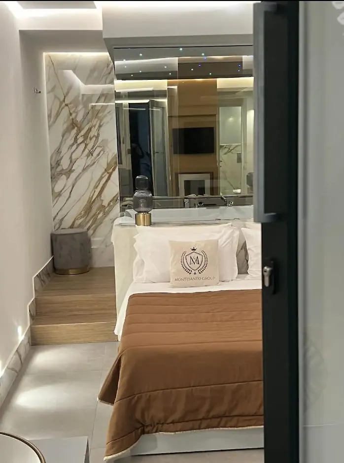 Suite Elegant Nel Centro Di Napoli 0*, Naples